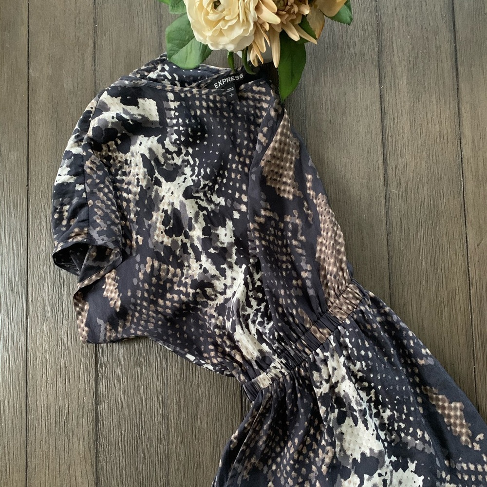 Express dress